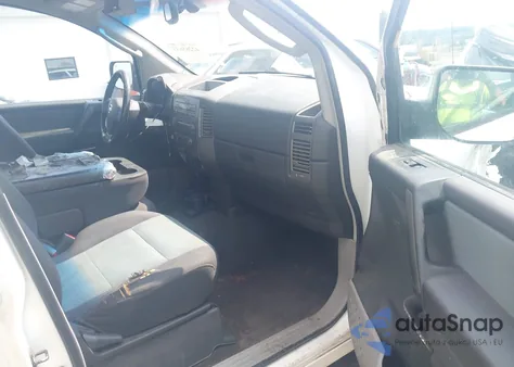 2004 Nissan Titan Se из США, поврежденный, VIN 1N6AA07B74N581334